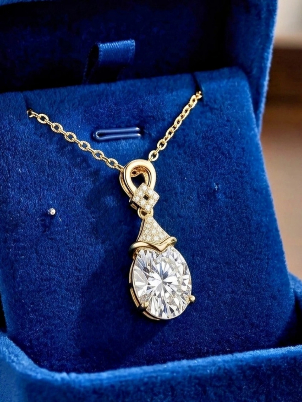 Moissanite 3 CT Drop Pendant Necklace - Gold